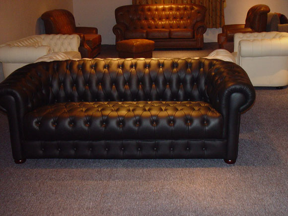 Nahk komplekt 01  3+2+1 Chesterfield